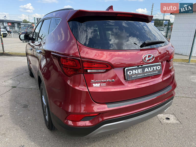 Позашляховик / Кросовер Hyundai Santa FE 2016 в Києві