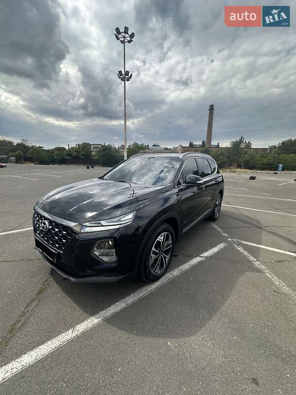 Позашляховик / Кросовер Hyundai Santa FE 2019 в Одесі