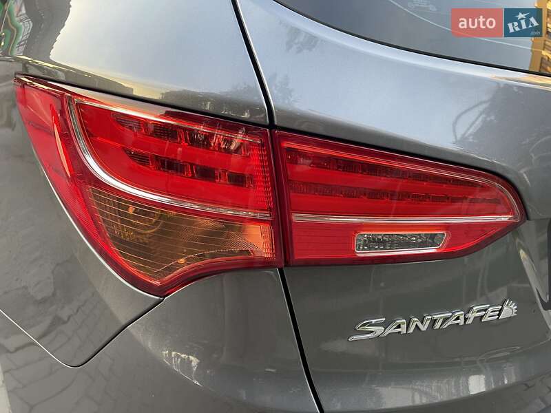 Внедорожник / Кроссовер Hyundai Santa FE 2014 в Луцке