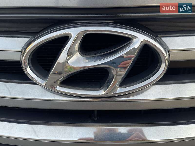 Внедорожник / Кроссовер Hyundai Santa FE 2014 в Луцке
