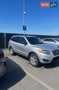 Позашляховик / Кросовер Hyundai Santa FE 2011 в Мукачевому
