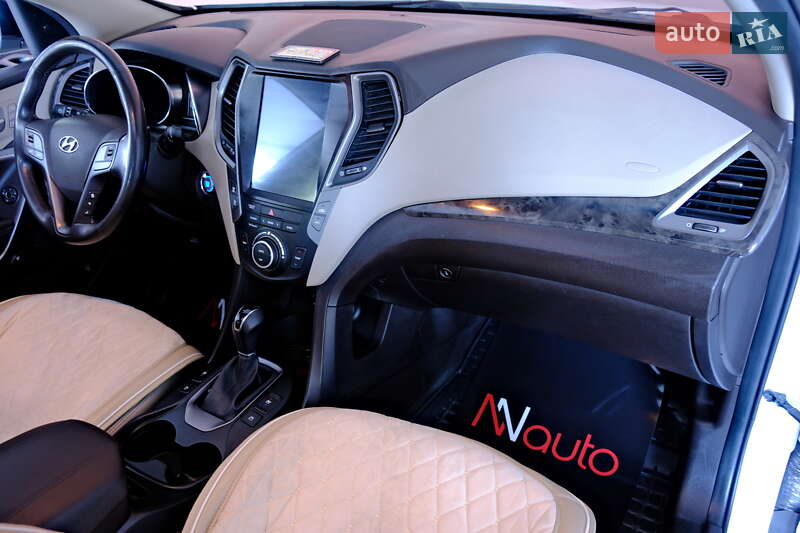 Позашляховик / Кросовер Hyundai Santa FE 2016 в Одесі
