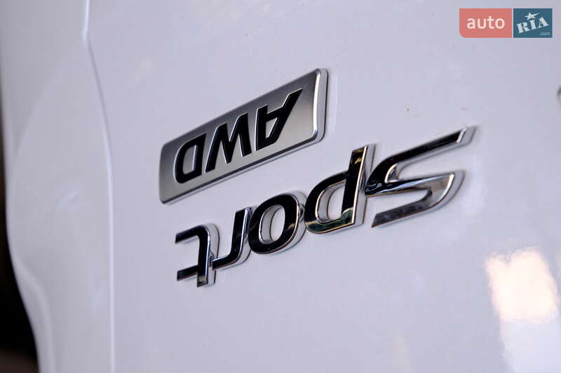 Позашляховик / Кросовер Hyundai Santa FE 2016 в Одесі