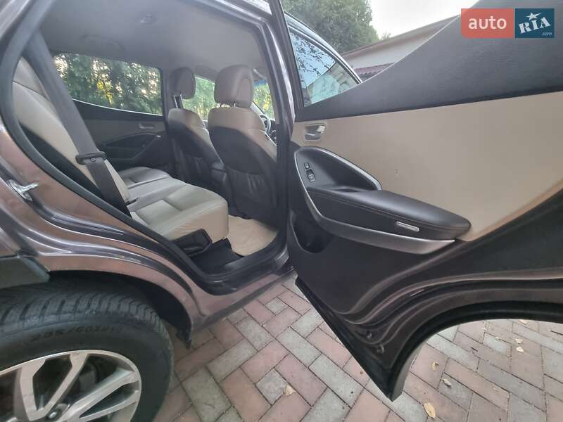 Внедорожник / Кроссовер Hyundai Santa FE 2012 в Умани фото 24 Внедорожник / Кроссовер Hyundai Santa FE 2012 в Умани