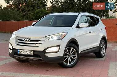 Позашляховик / Кросовер Hyundai Santa FE 2015 в Харкові