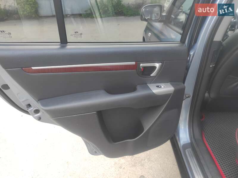 Позашляховик / Кросовер Hyundai Santa FE 2006 в Житомирі