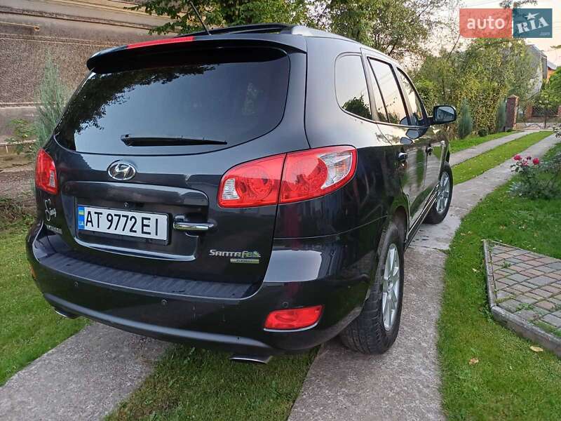 Внедорожник / Кроссовер Hyundai Santa FE 2008 в Калуше