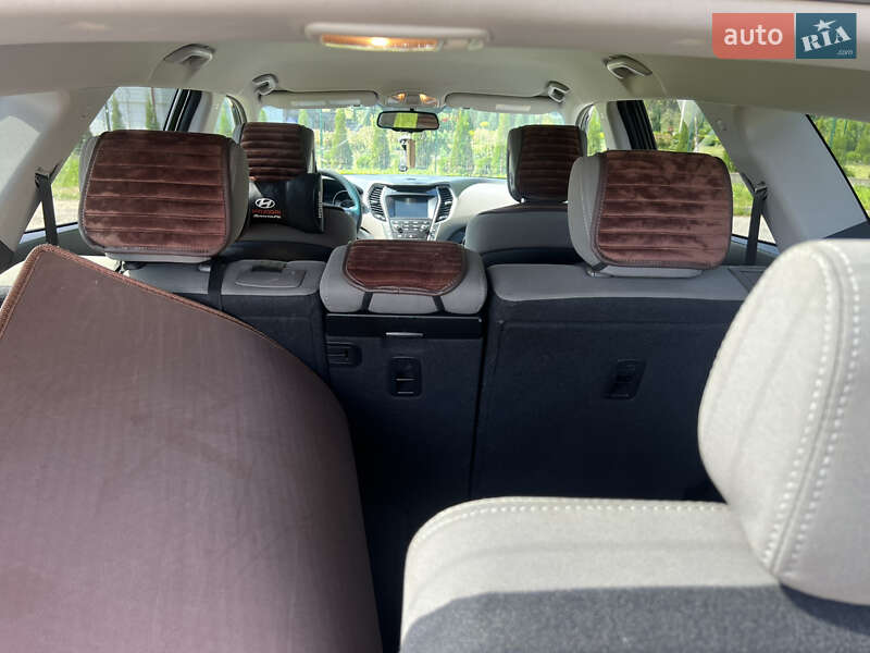 Позашляховик / Кросовер Hyundai Santa FE 2016 в Львові