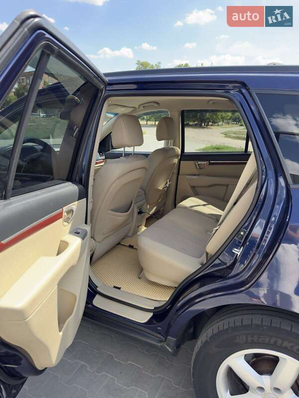 Внедорожник / Кроссовер Hyundai Santa FE 2009 в Ватутино