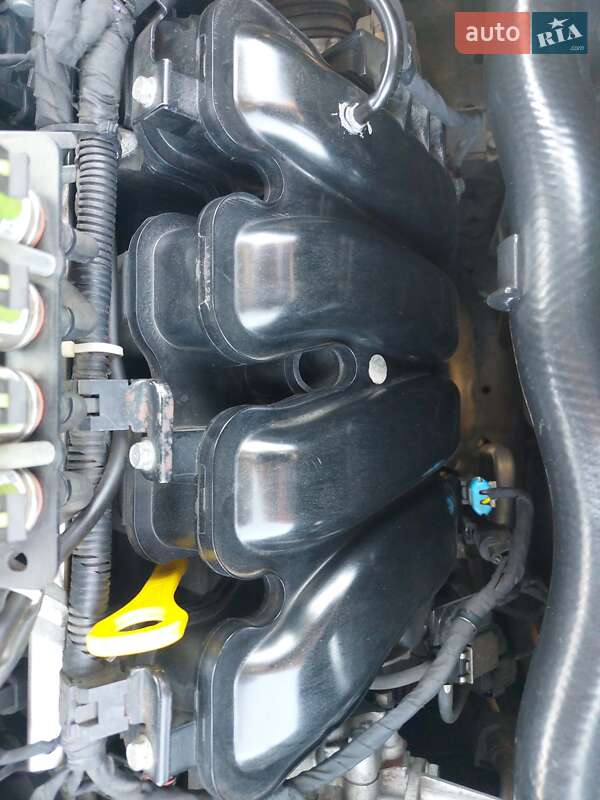 Позашляховик / Кросовер Hyundai Santa FE 2012 в Києві