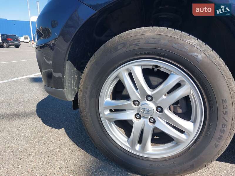 Позашляховик / Кросовер Hyundai Santa FE 2012 в Києві