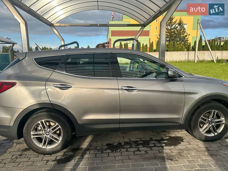 Внедорожник / Кроссовер Hyundai Santa FE 2018 в Луцке