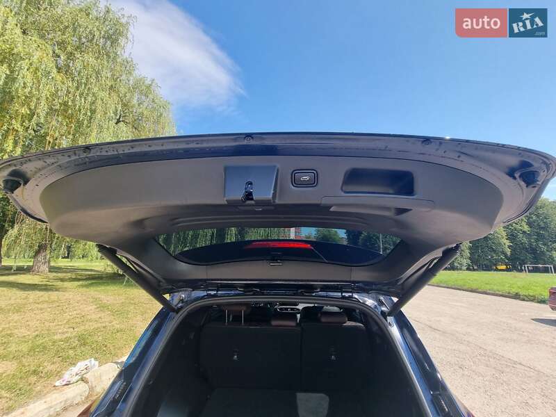 Позашляховик / Кросовер Hyundai Santa FE 2018 в Івано-Франківську