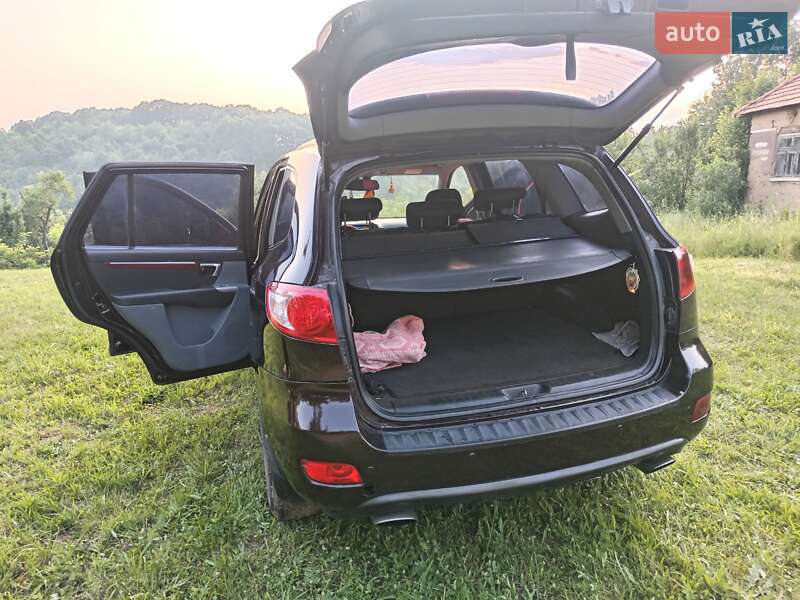 Позашляховик / Кросовер Hyundai Santa FE 2007 в Осій