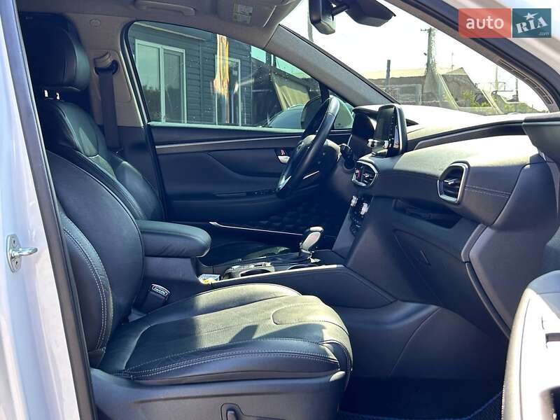 Внедорожник / Кроссовер Hyundai Santa FE 2020 в Одессе