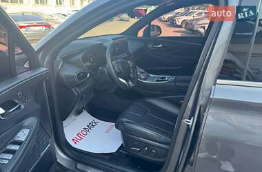 Внедорожник / Кроссовер Hyundai Santa FE 2020 в 