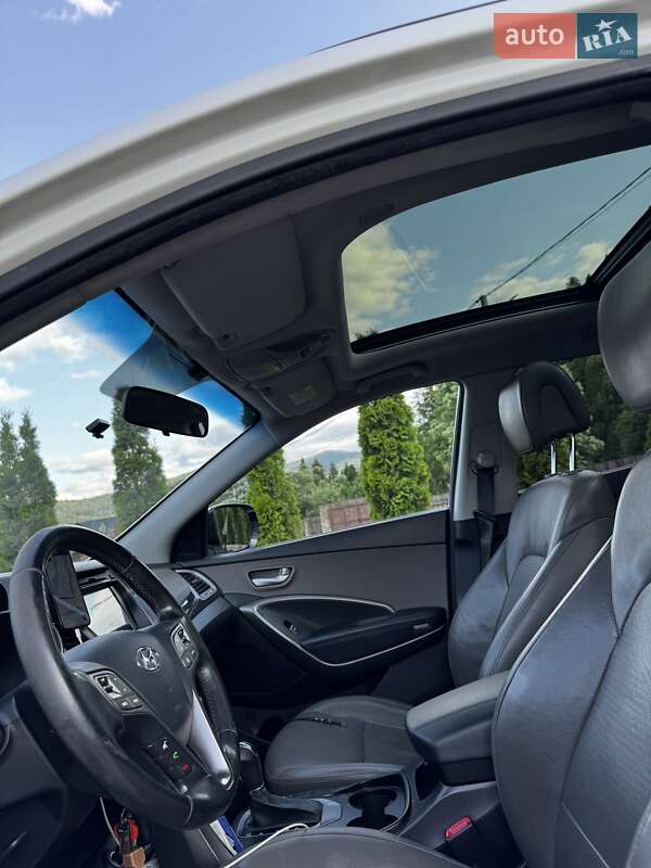 Внедорожник / Кроссовер Hyundai Santa FE 2013 в Киеве