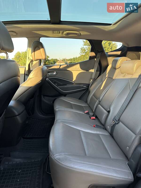 Внедорожник / Кроссовер Hyundai Santa FE 2013 в Киеве