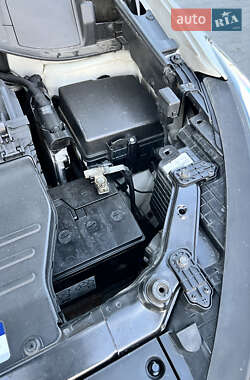 Внедорожник / Кроссовер Hyundai Santa FE 2013 в 
