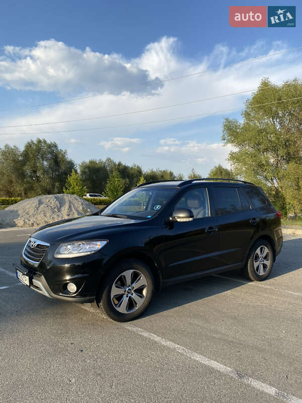 Позашляховик / Кросовер Hyundai Santa FE 2011 в Бучі
