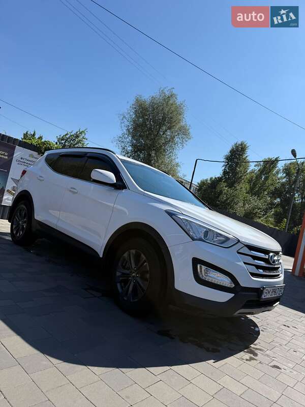 Позашляховик / Кросовер Hyundai Santa FE 2014 в Павлограді