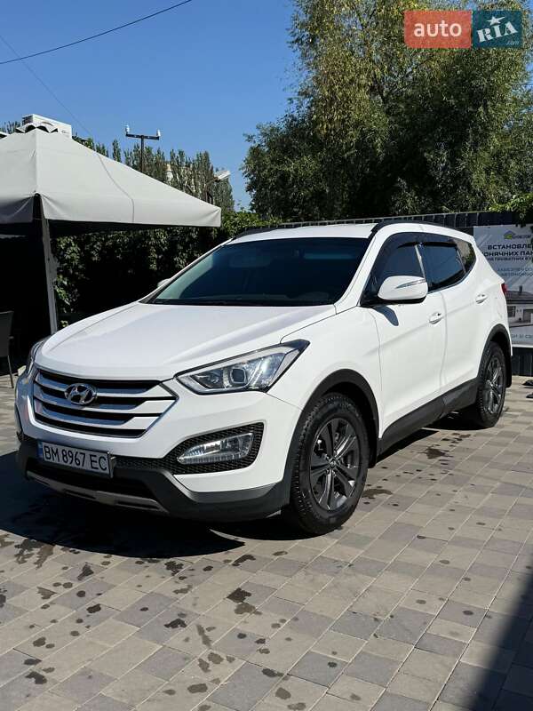Позашляховик / Кросовер Hyundai Santa FE 2014 в Павлограді
