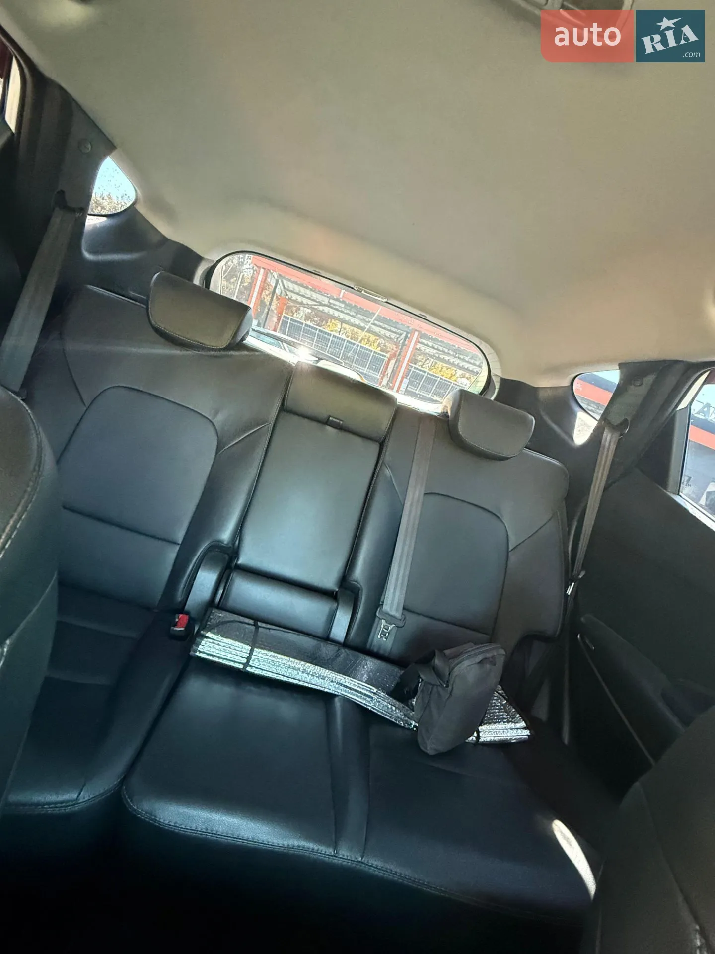 2014 Hyundai Santa Fe - мініатюра 17