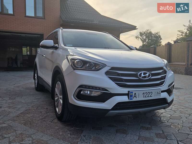 Позашляховик / Кросовер Hyundai Santa FE 2017 в Ставищі