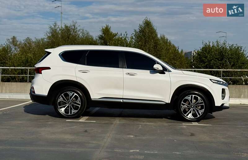 Позашляховик / Кросовер Hyundai Santa FE 2020 в Києві