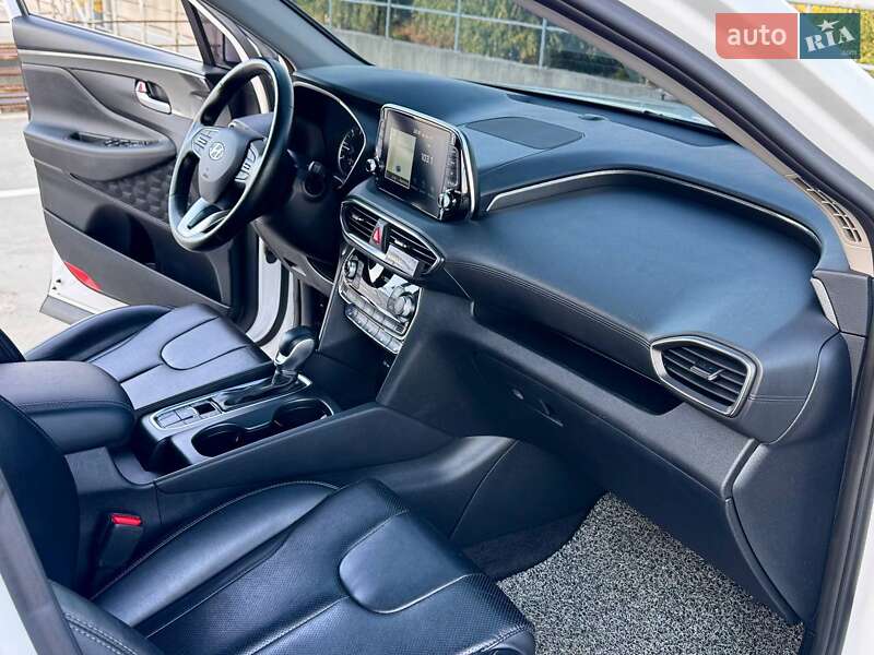 Позашляховик / Кросовер Hyundai Santa FE 2020 в Києві