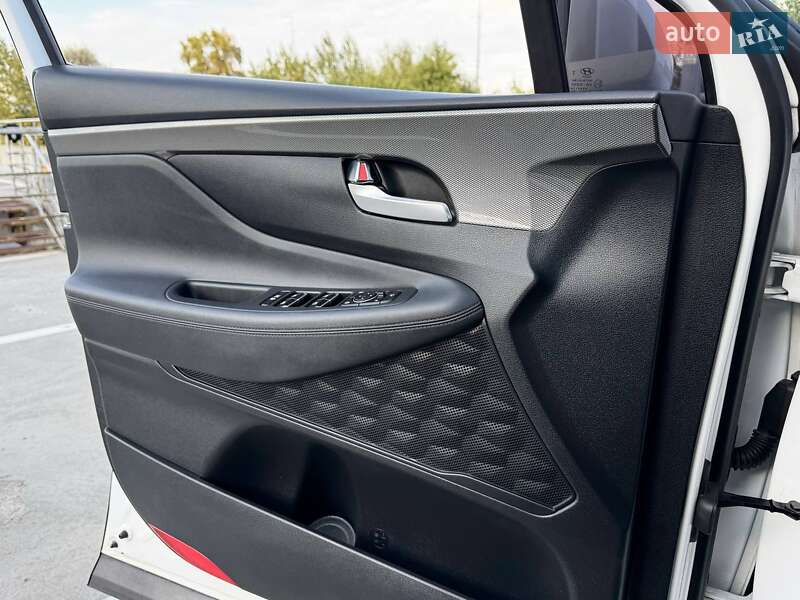 Позашляховик / Кросовер Hyundai Santa FE 2020 в Києві