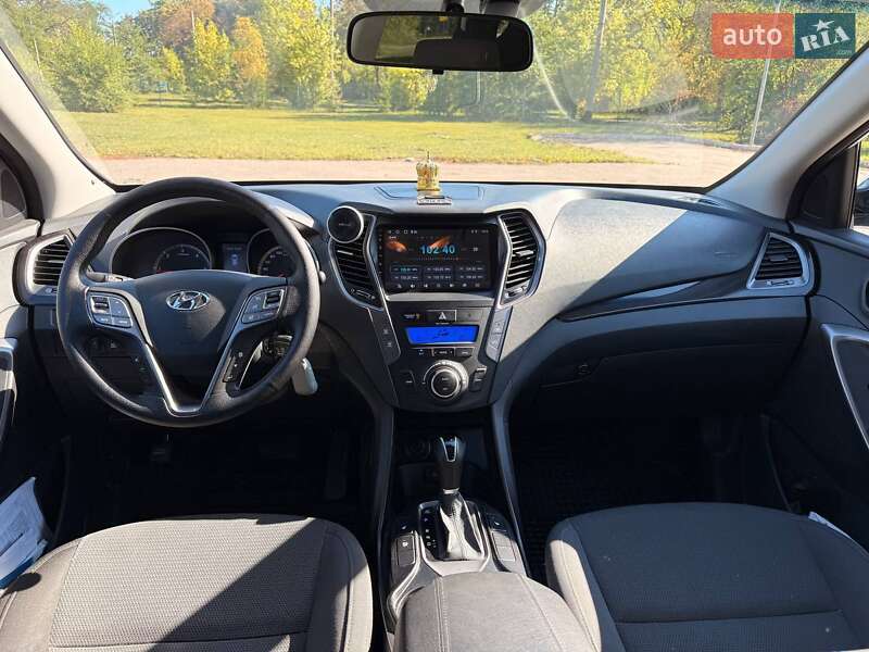 Позашляховик / Кросовер Hyundai Santa FE 2013 в Харкові