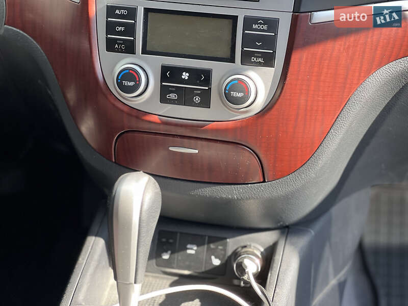 Позашляховик / Кросовер Hyundai Santa FE 2008 в Радивиліві