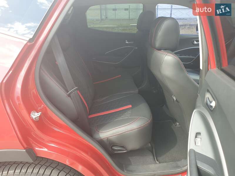 Позашляховик / Кросовер Hyundai Santa FE 2013 в Києві