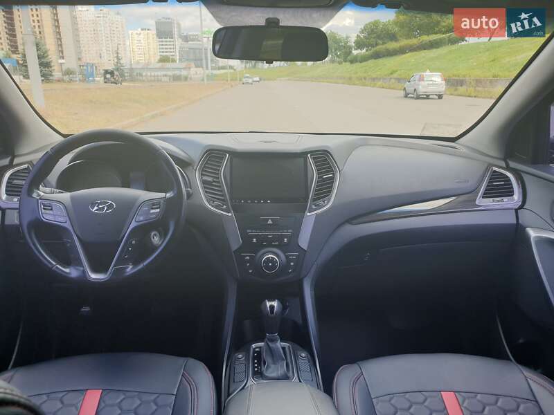 Позашляховик / Кросовер Hyundai Santa FE 2013 в Києві