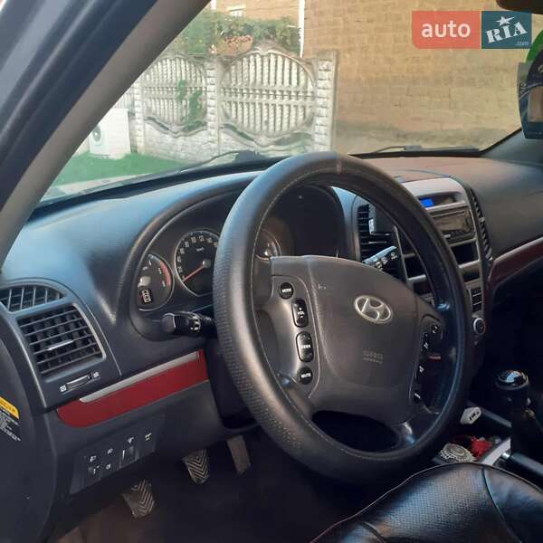 Позашляховик / Кросовер Hyundai Santa FE 2006 в Ужгороді