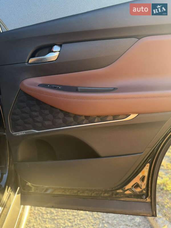 Позашляховик / Кросовер Hyundai Santa FE 2021 в Полтаві