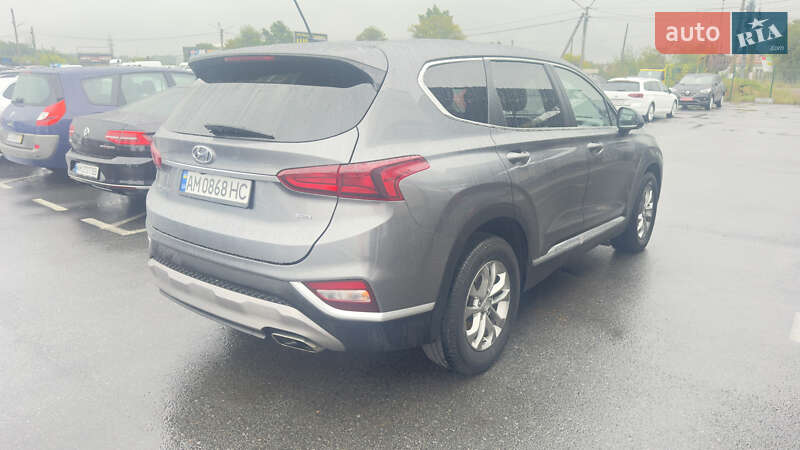 Внедорожник / Кроссовер Hyundai Santa FE 2018 в Житомире