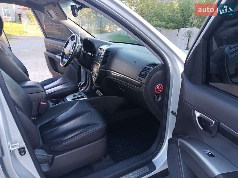 Позашляховик / Кросовер Hyundai Santa FE 2010 в Городенці