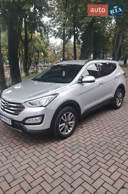 Внедорожник / Кроссовер Hyundai Santa FE 2014 в 