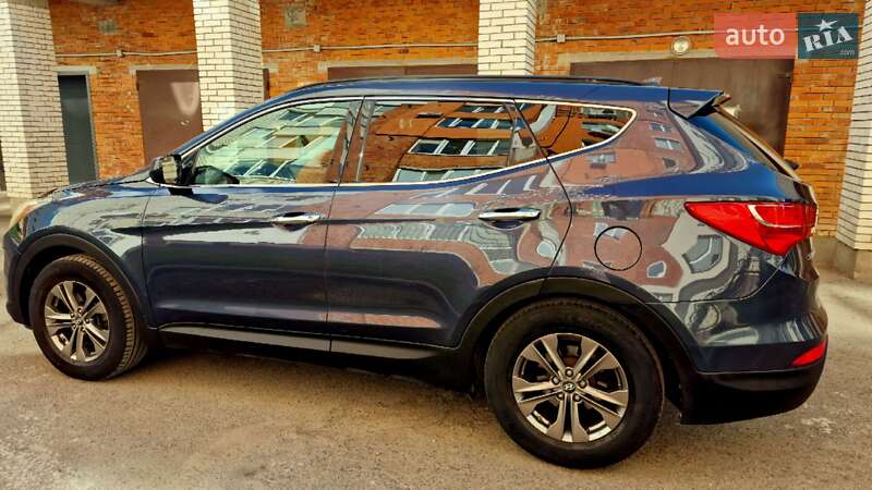 Внедорожник / Кроссовер Hyundai Santa FE 2012 в Тернополе фото 8 Внедорожник / Кроссовер Hyundai Santa FE 2012 в Тернополе