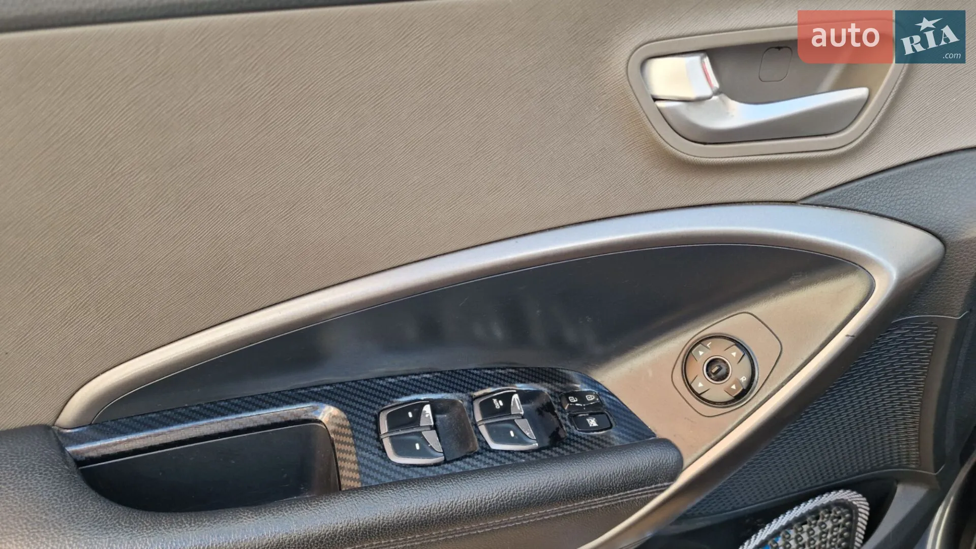 2012 Hyundai Santa Fe - мініатюра 40