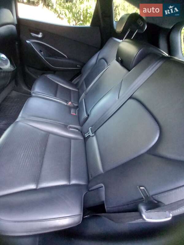 Позашляховик / Кросовер Hyundai Santa FE 2012 в Кам'янському