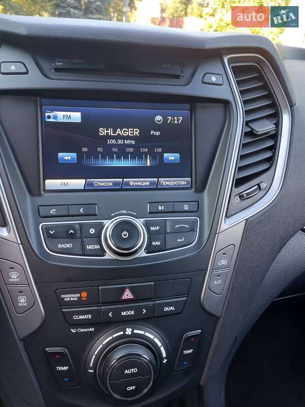 Позашляховик / Кросовер Hyundai Santa FE 2012 в Кам'янському