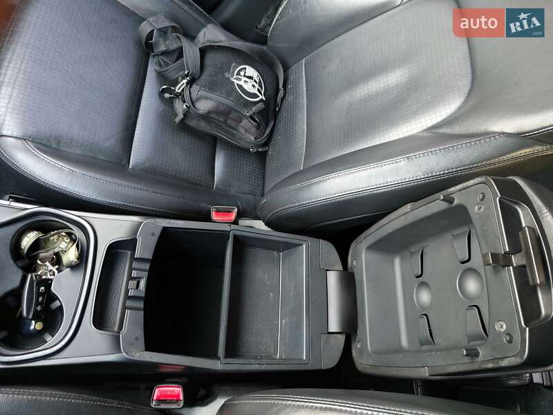 Внедорожник / Кроссовер Hyundai Santa FE 2013 в Харькове фото 11 Внедорожник / Кроссовер Hyundai Santa FE 2013 в Харькове