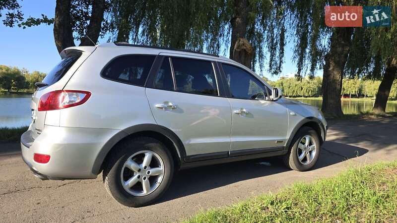 Внедорожник / Кроссовер Hyundai Santa FE 2007 в Ровно