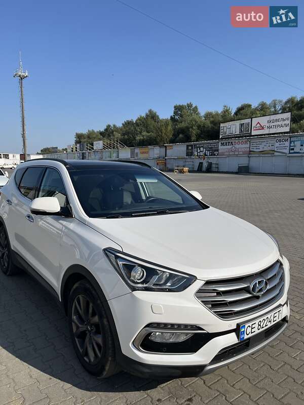 Позашляховик / Кросовер Hyundai Santa FE 2015 в Чернівцях