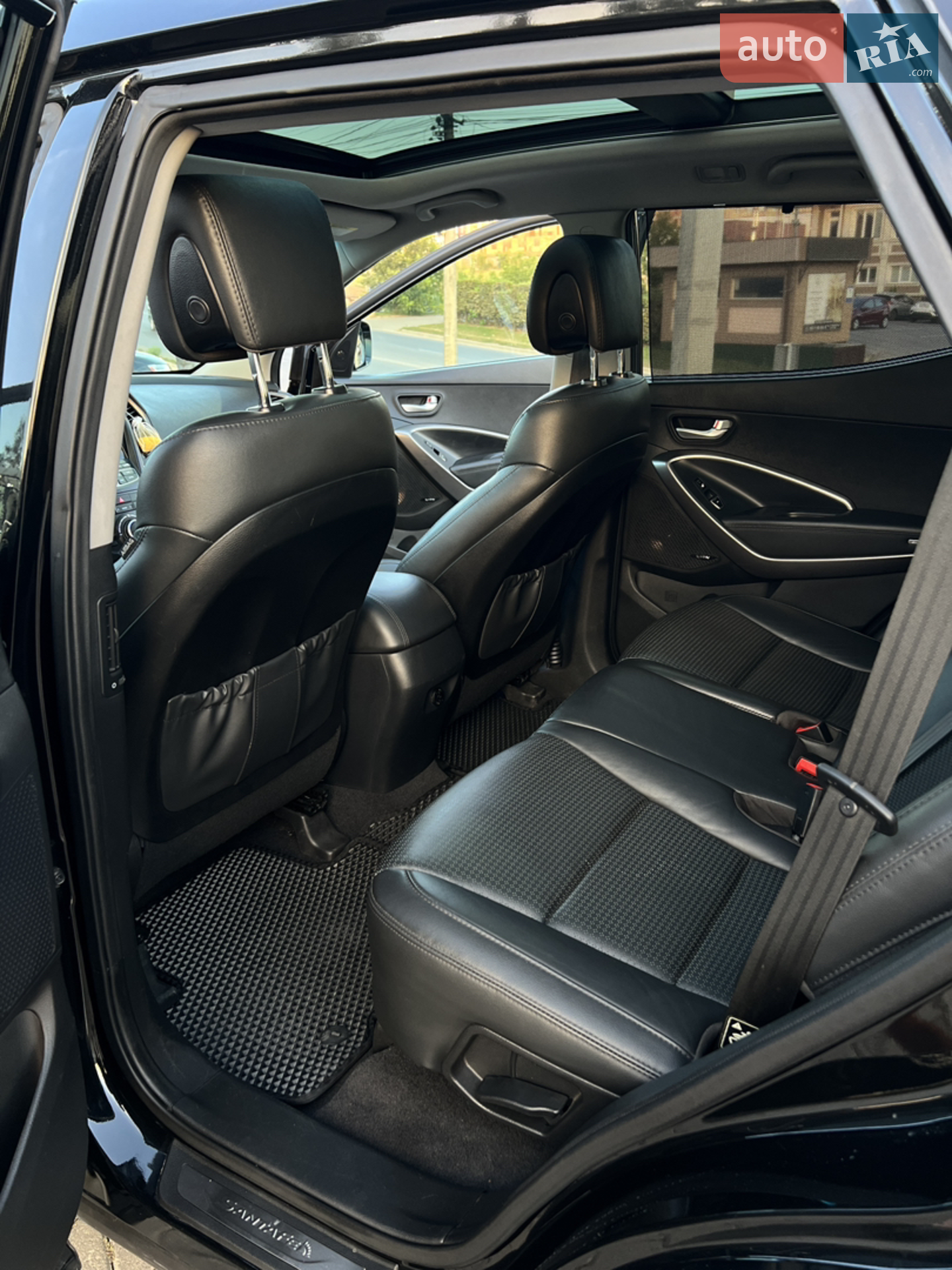 2015 Hyundai Santa Fe - мініатюра 29