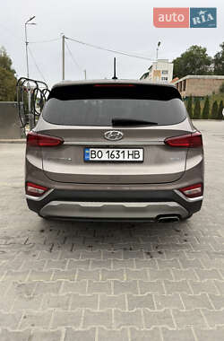 Внедорожник / Кроссовер Hyundai Santa FE 2019 в Тернополе