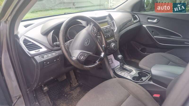 Позашляховик / Кросовер Hyundai Santa FE 2012 в Харкові